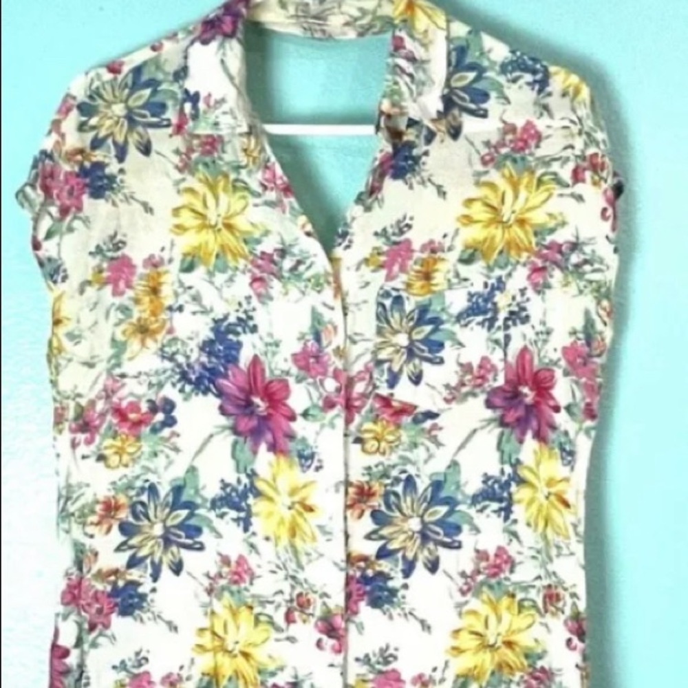 Urban Outfitters Couture Cut out floral Blouse
